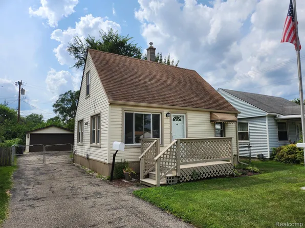 26803 Wolverine St, Madison Heights, MI 48071