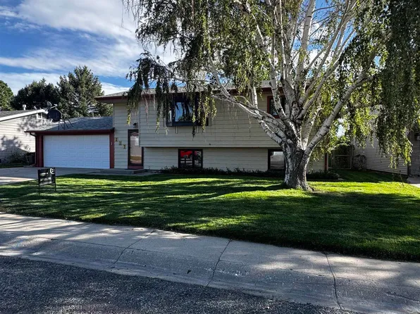 111 Park Ave, Torrington, WY 82240
