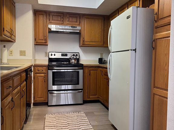 2nd image of 2826 S Bartell Dr #F23