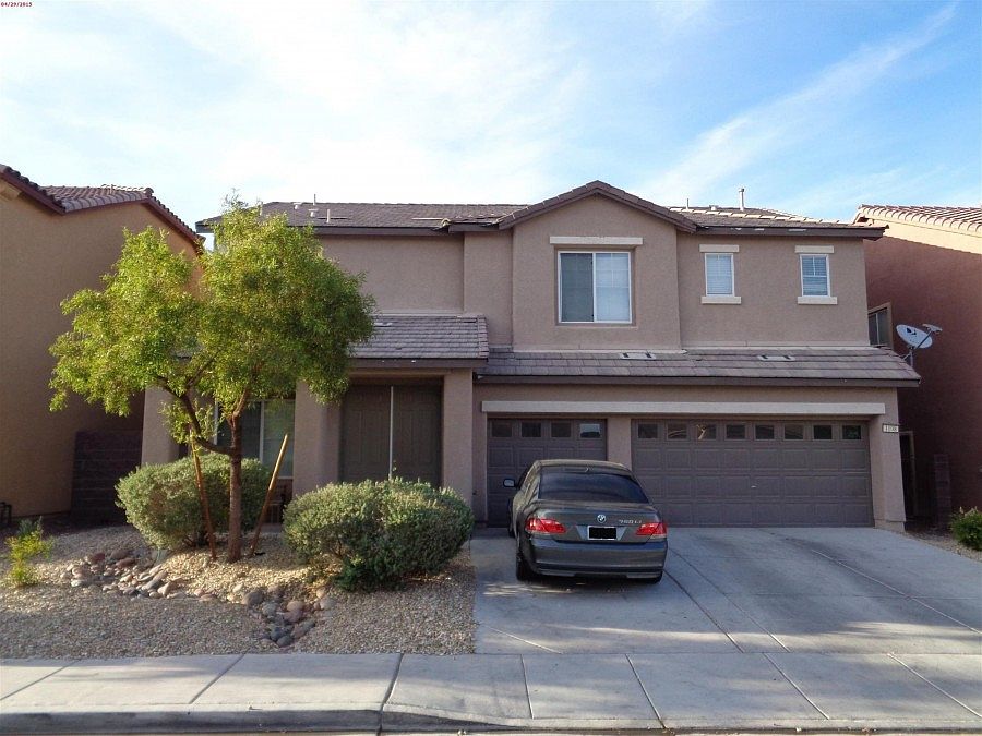 1st image of 1108 E Hammer Ln