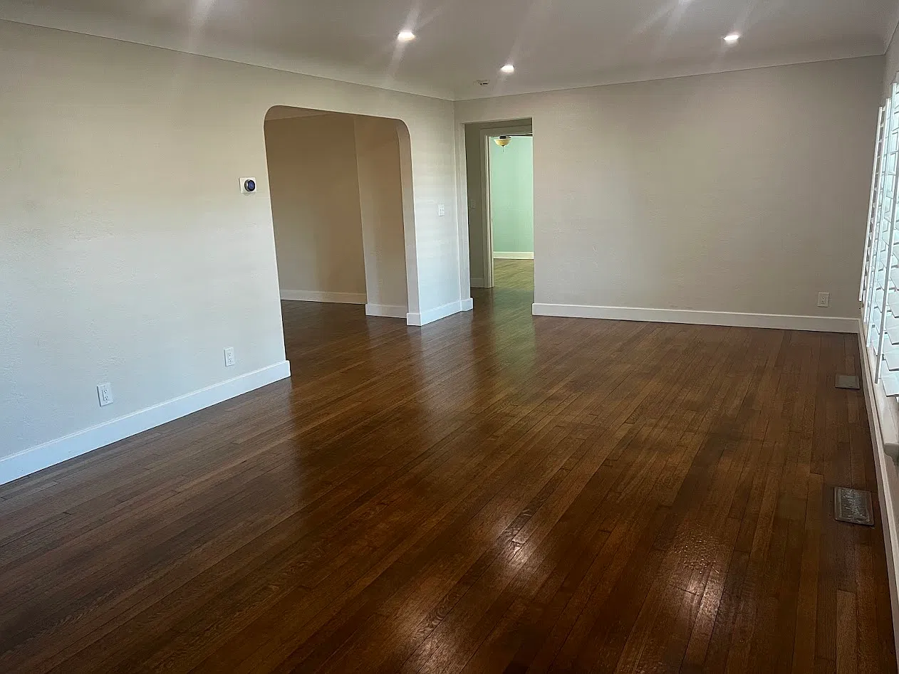 3 bed, 1441 sqft, $4,199 — Photo 4