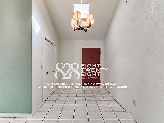 3rd image of 10429 Bayberry Dr