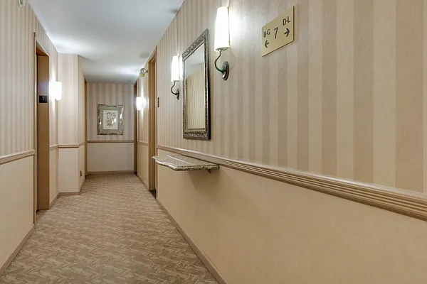 Rented by Compass | media 9