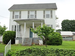 23 Cedar Valley Rd, New Park, PA 17352