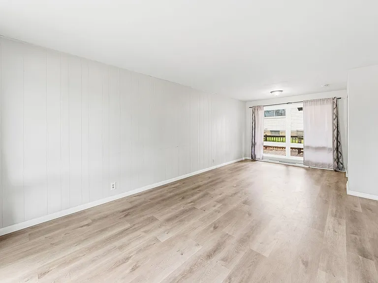 3034 Forge Dr — Photo 32