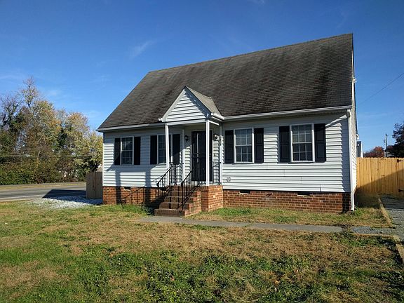 2nd image of 3813 Martin Ave