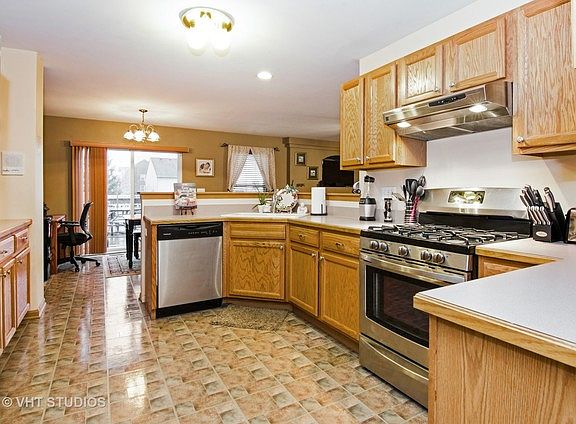 5th image of 11565 Centennial Ave