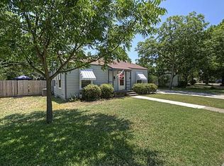 716 Edgefield Dr, Garland, TX 75040