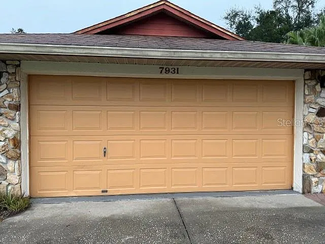 3 bed, 2.0 bath, 1418 sqft, $1,895 — Photo 2