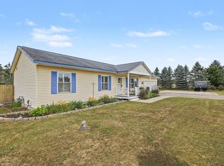 2036 Sunrise Ct, Gaylord, MI 49735