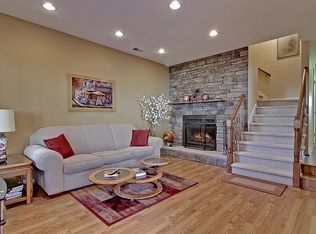 43 Academy Ct, Bedminster, NJ 07921