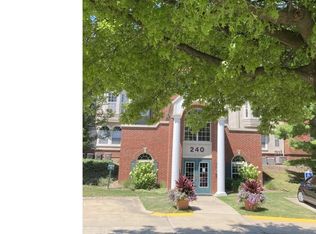 240 Fox Hollow Dr APT 112, Mayfield Heights, OH 44124