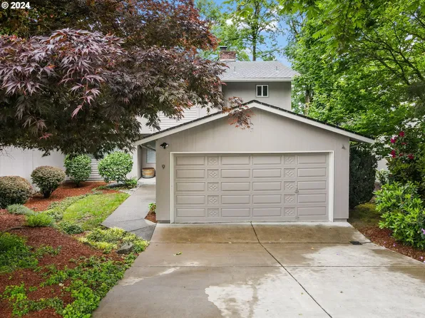 9 Bloch Ter, Lake Oswego, OR 97035