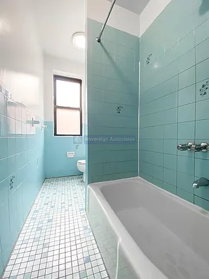 Rented by Sovereign Associates | media 4
