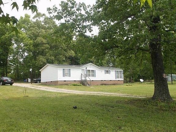 3rd image of 2218 Old Orchard Ln