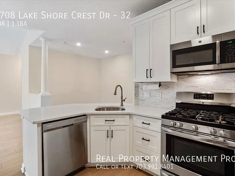 1708 Lake Shore Crest Dr #32 — Photo 11