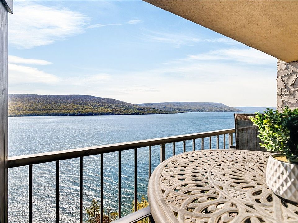 1st image of 165 Cliffside Dr