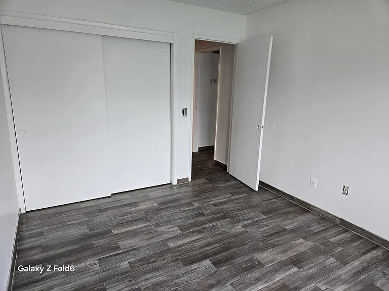 577 Montecito Ave — Photo 6