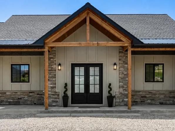 70 Valley View Cir, Irwin, ID 83428