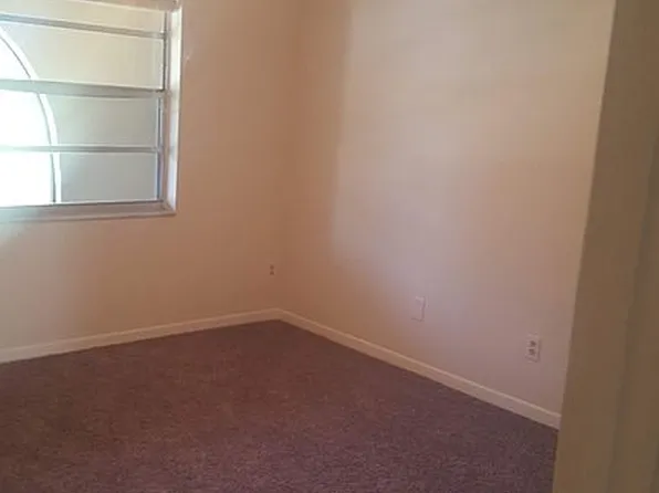 6318 Bonnie Bay Cir, Pinellas Park, FL 33781