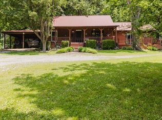 690 Ganntown Ln, Vienna, IL 62943