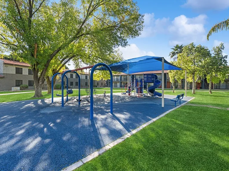 Verona Park — Photo 25