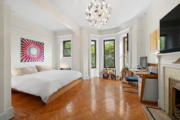 Rented by Corcoran | media 5