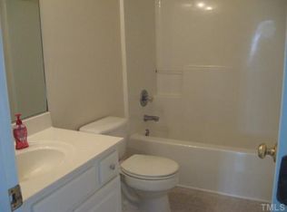 100 Redbud Dr, Clayton, NC 27520