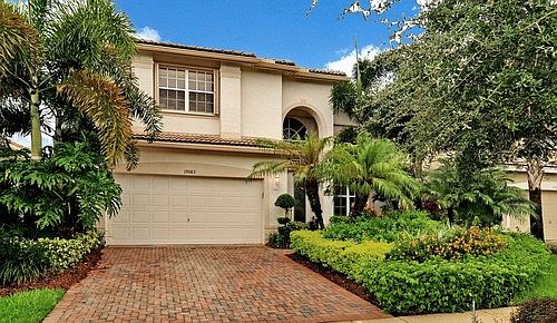 Lushly Landscaped Exterior