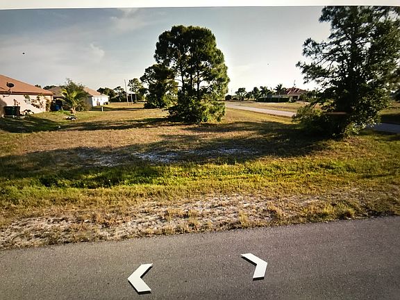 3rd image of 2901 NW 25th Ter