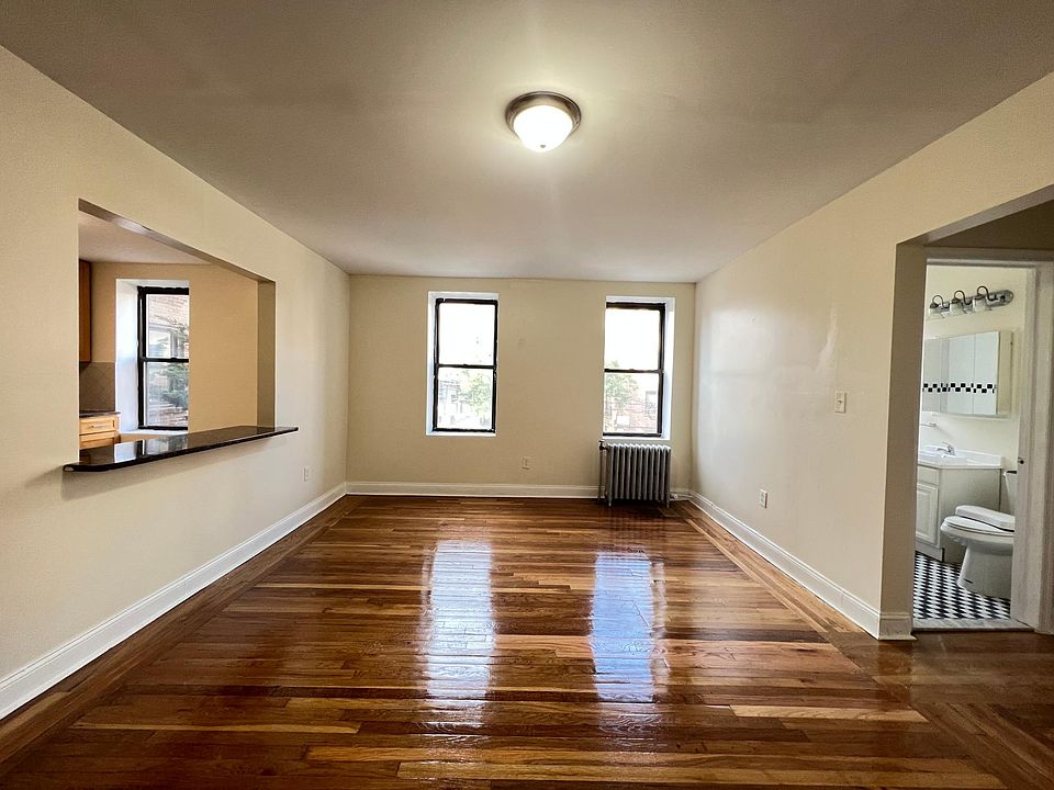 2nd image of 583 Elizabeth Ave #209
