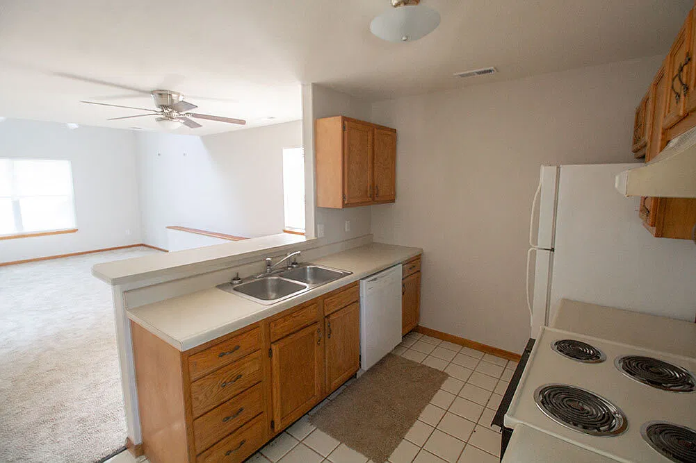 Godas - 1321 — Photo 4