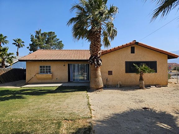 5th image of 65896 Desert View Ave