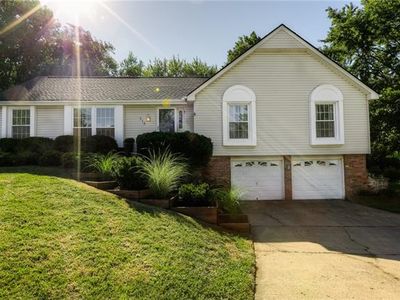 715 NE 100th Ter, Kansas City, MO, 64155