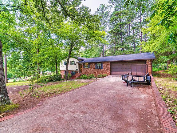 4th image of 9 Rosemary Dr