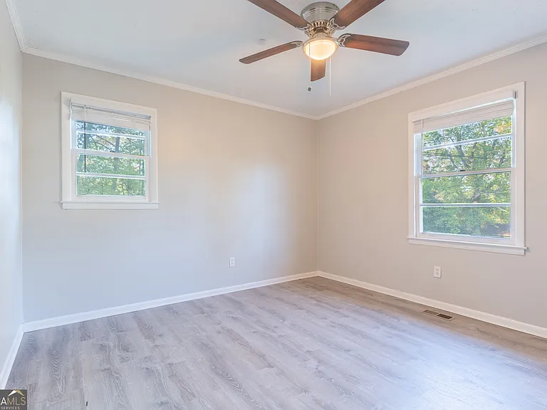 2290 Pinetree Ln NE — Photo 26
