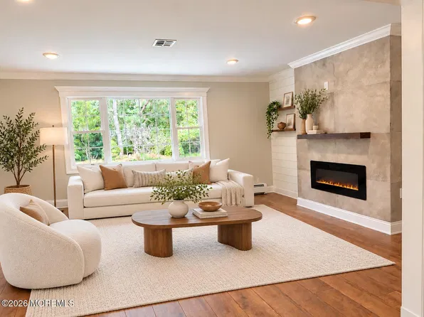 57 Santiago Court, Toms River, NJ 08757