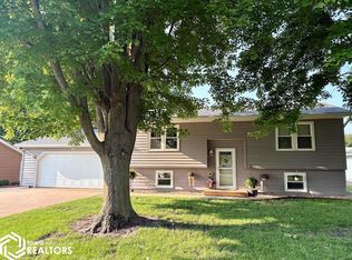 507 1st Ave NE, Badger, IA 50516