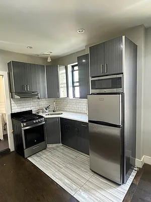 Rented by R New York | media 4