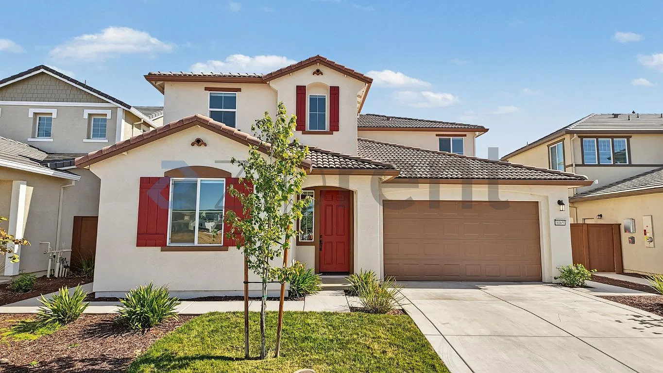 4 bed, 2.5 bath, 2855 sqft, $3,288 — Photo 2