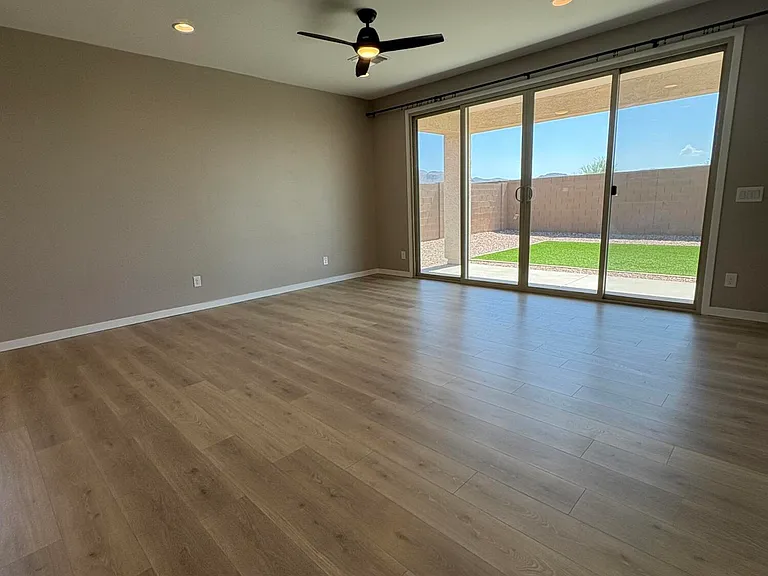 48395 N Dorotea Way — Photo 2