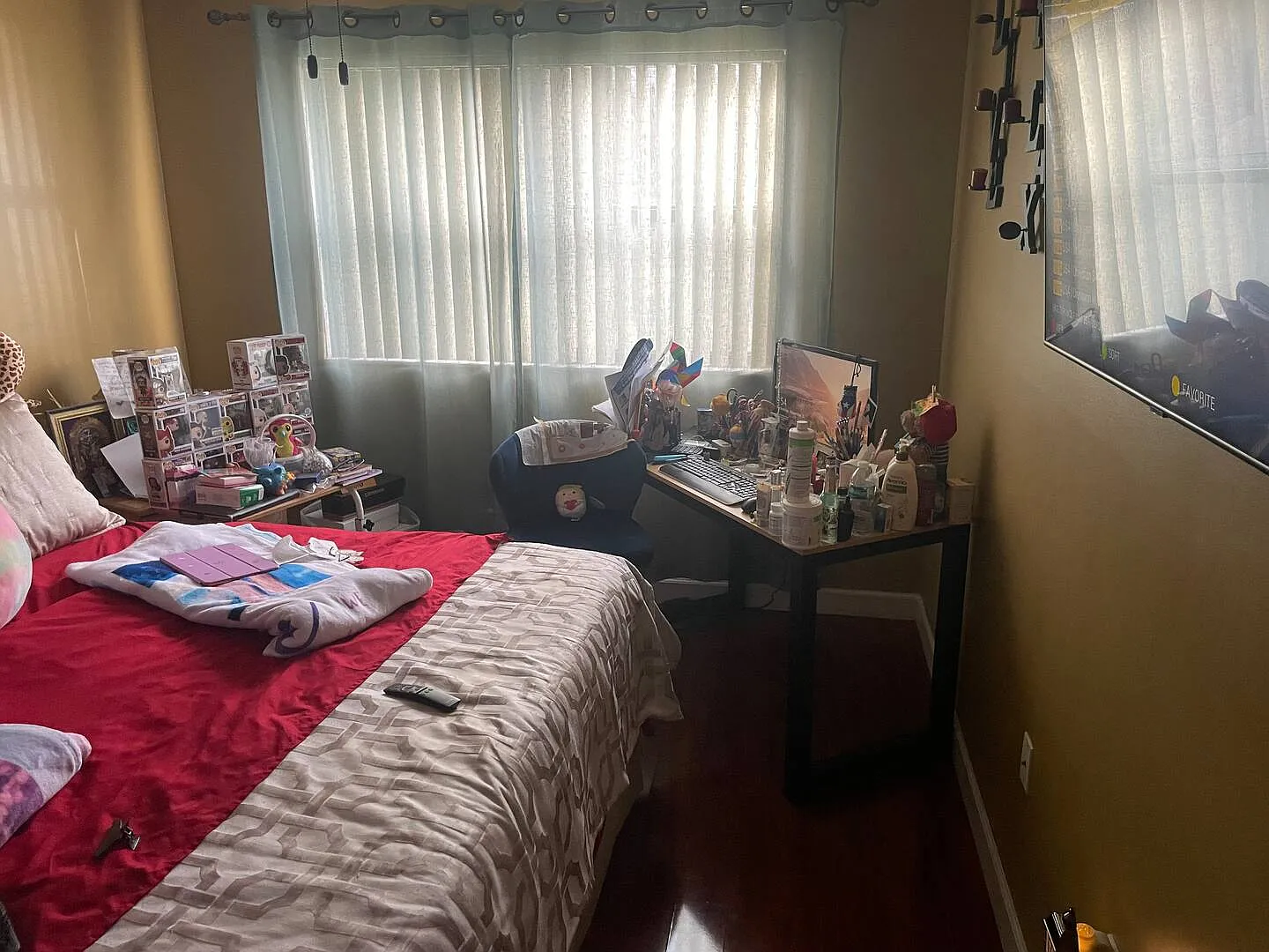 2 bed, 900 sqft, $2,200 — Photo 4