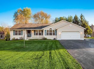 56 Plaudit Ct SW, Pataskala, OH 43062