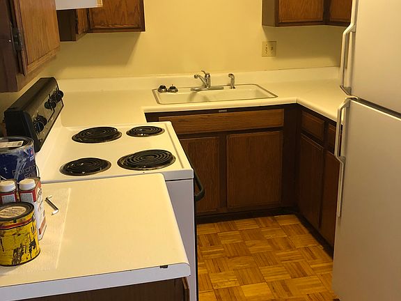 2nd image of 6875 W Kathleen Ct APT 1