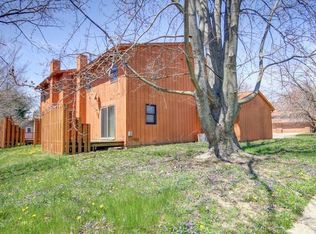 1701 Willow Ct, Urbana, IL 61801