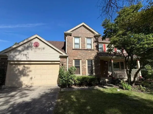 220 Blackthorn Dr, Buffalo Grove, IL 60089