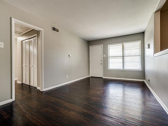 3rd image of 1345 Owega Ave