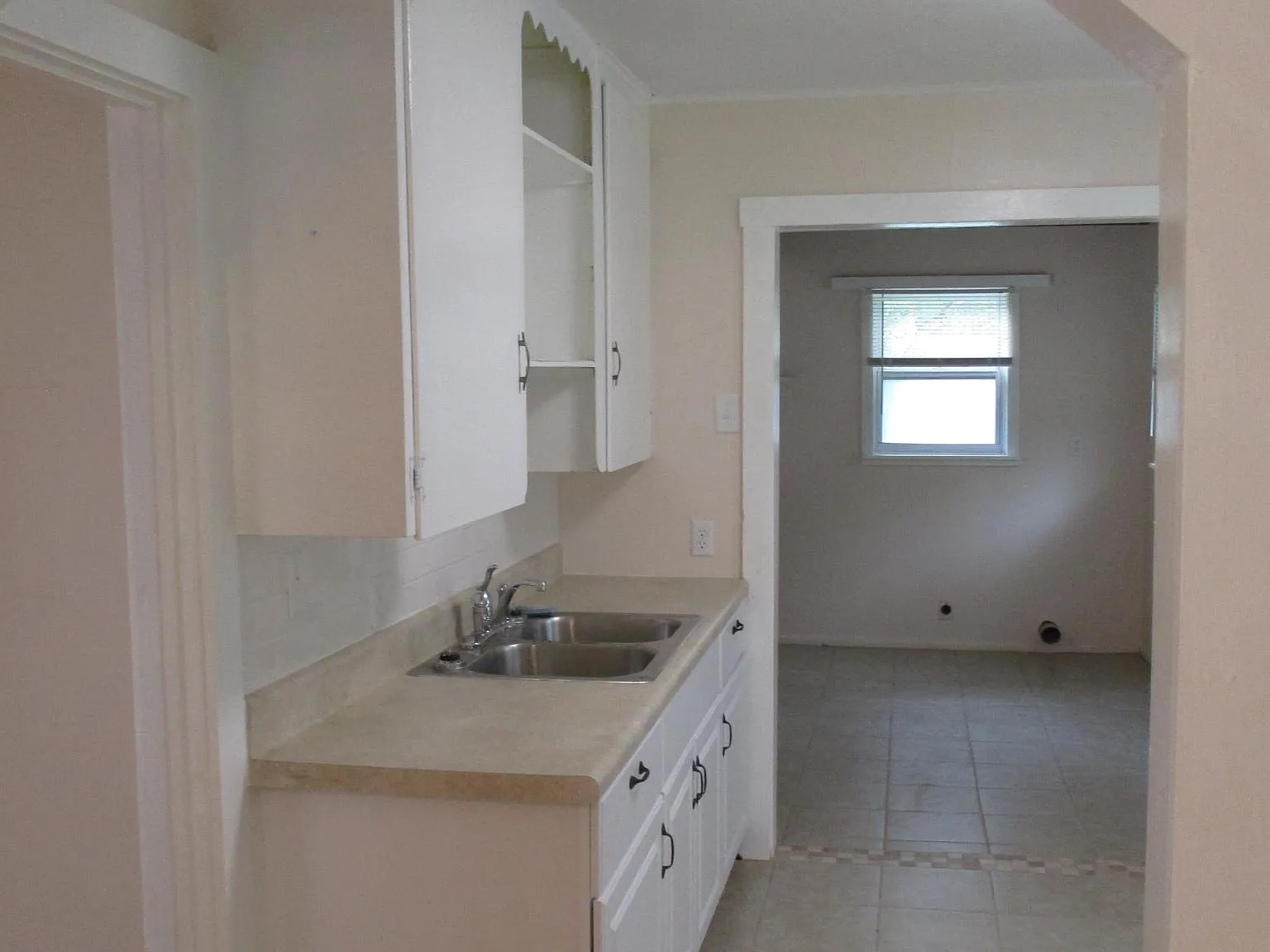 2 bed, $1,250 — Photo 4