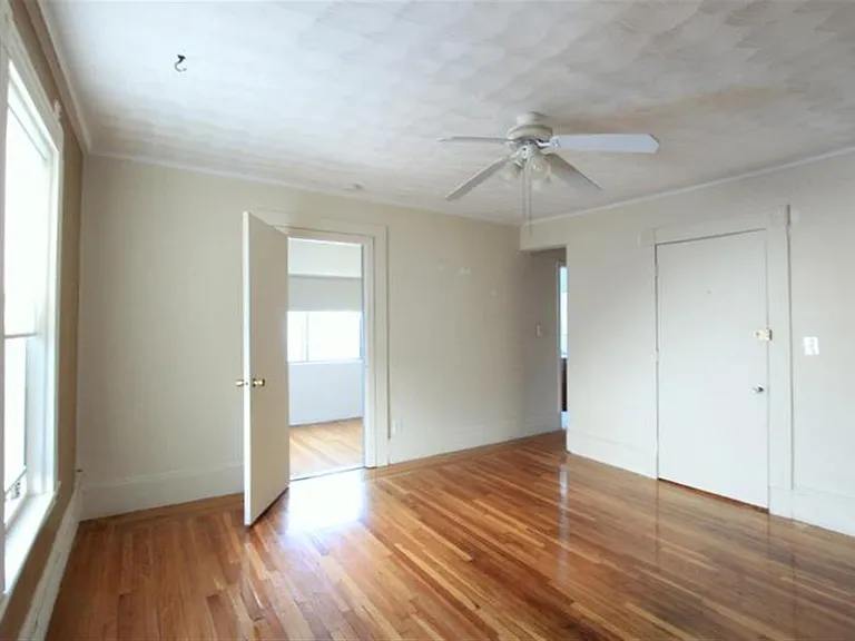 2 Sanger St — Photo 9