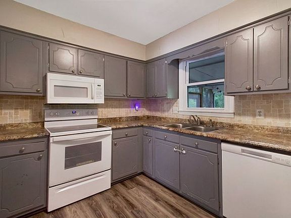 5th image of 518 Brynn Marr Rd